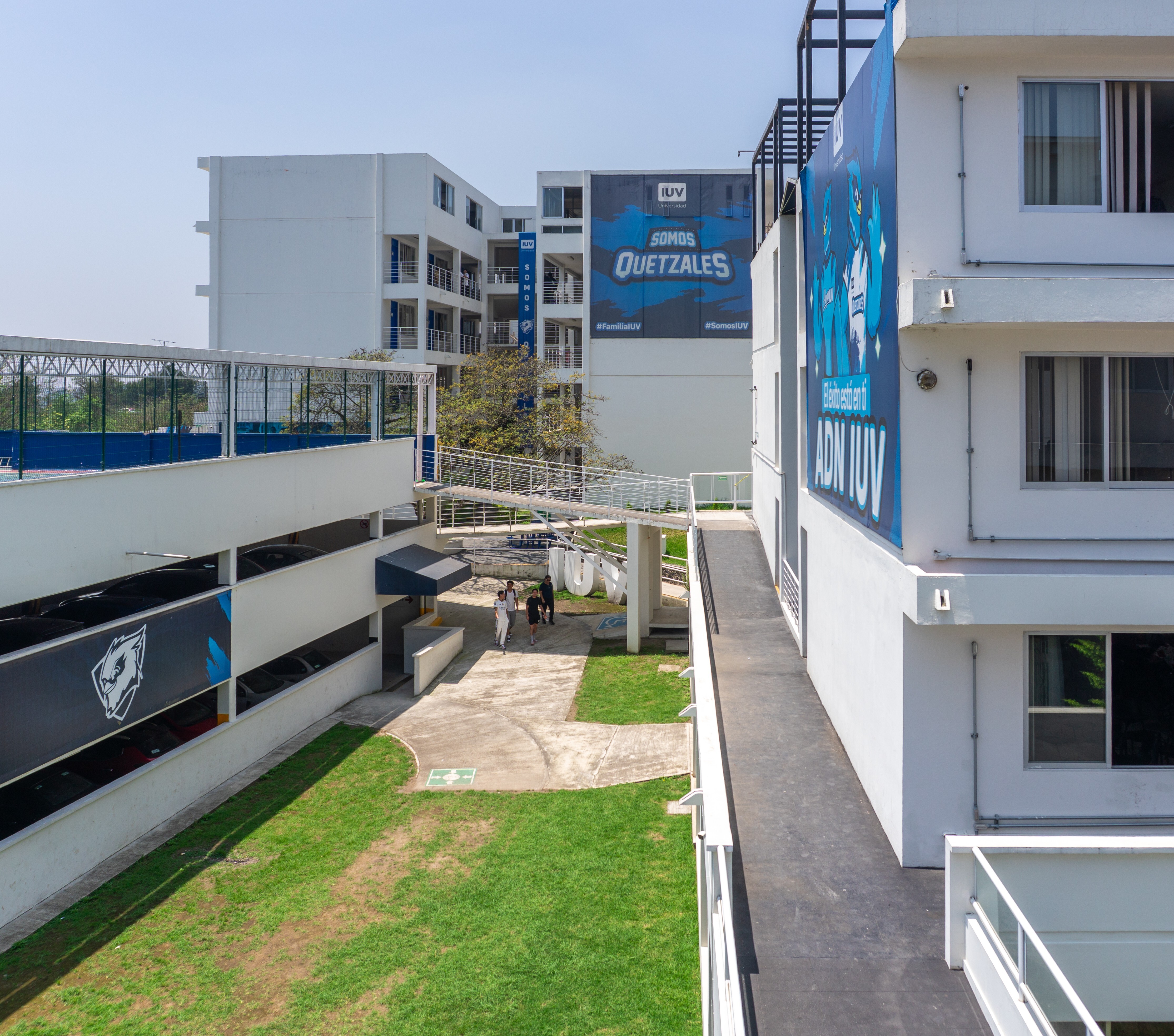Edificio de Bachilleres IUV